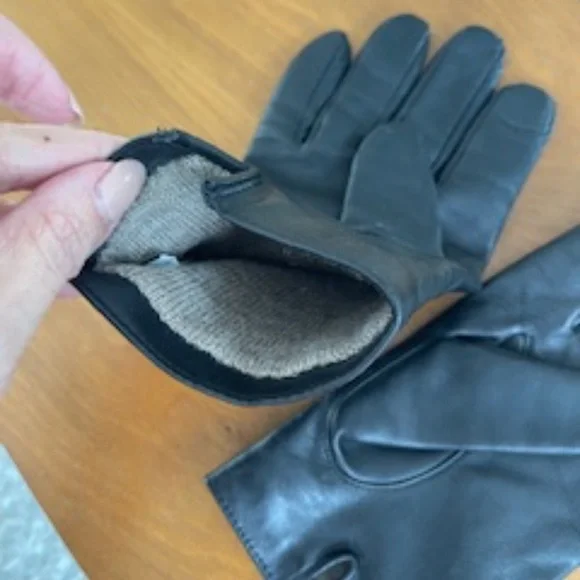 Coach Black Leather Gloves - L - Picture 3 of 5